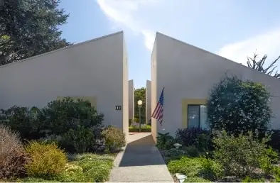cvmanor-app-process-exterior-min